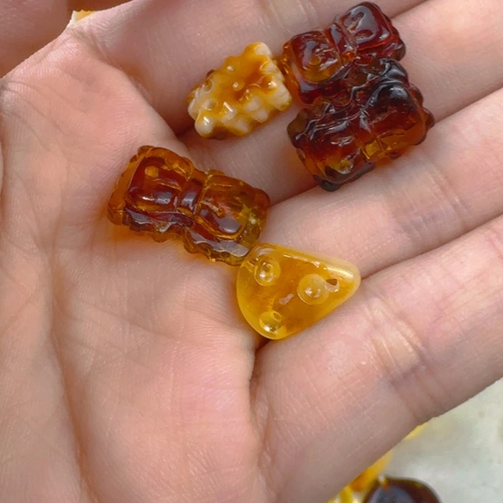 蜜蜡未镶嵌珠宝奇石全品吊坠孔小配饰 5 个