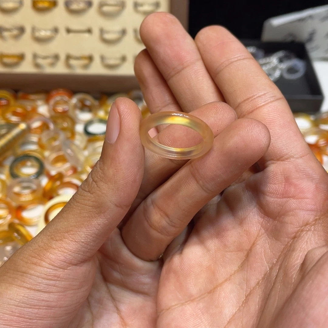 玛瑙/玉髓未镶嵌戒指567号港18 默认瑕疵