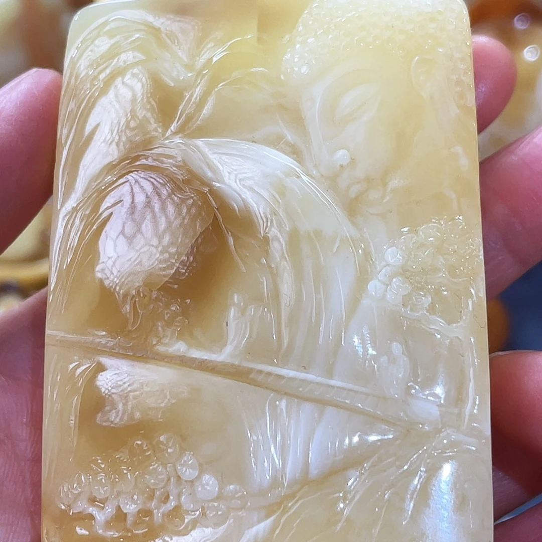 琥珀颈饰未镶嵌蜜蜡牌
