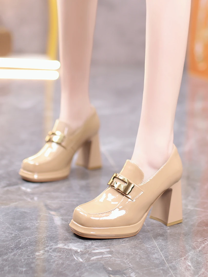 优雅方头高跟鞋2025春季新款舒适不累脚防水台漆皮深口粗跟单鞋女