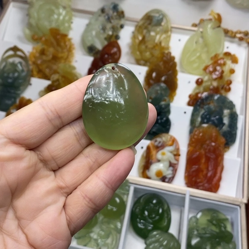 【闪购商品】未镶嵌蛇纹石玉颈饰