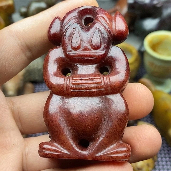 未镶嵌蛇纹石玉颈饰