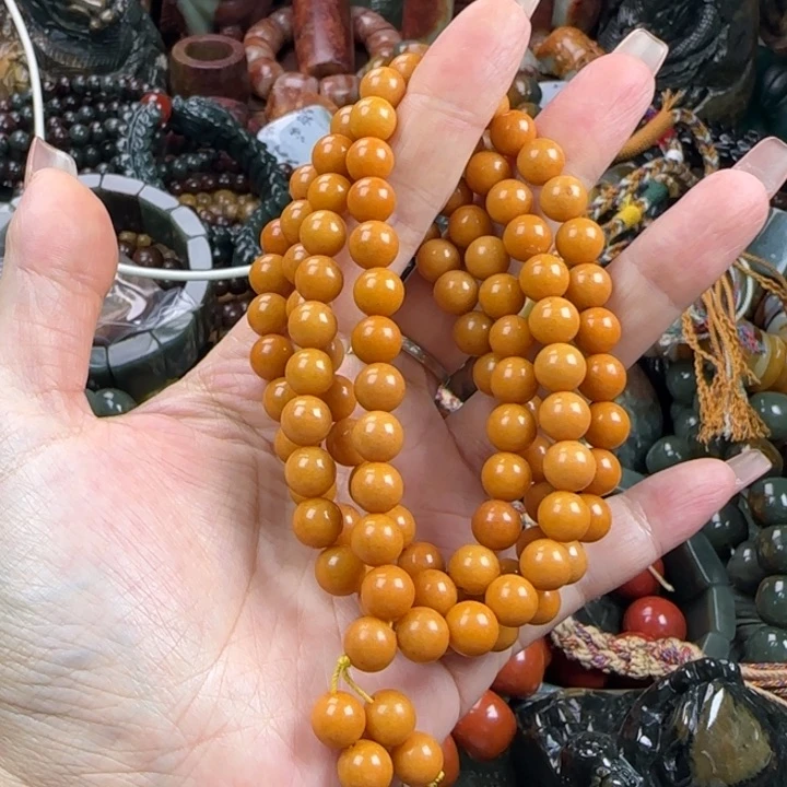 透闪石质玉未镶嵌珠宝奇石