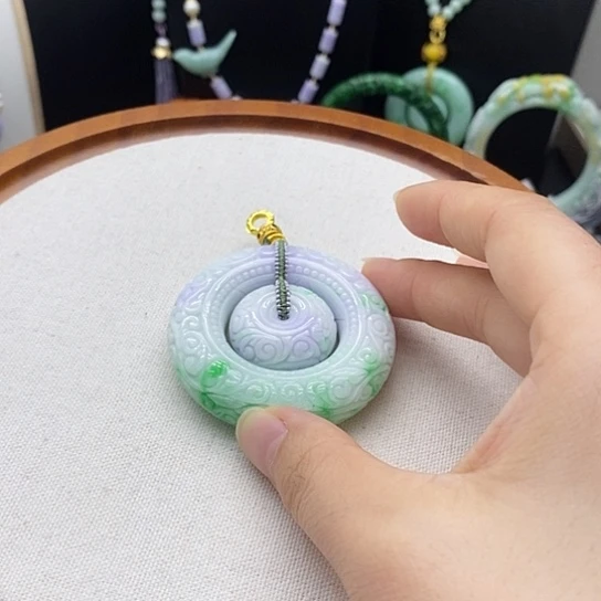 翡翠未镶嵌颈饰翡翠吊坠