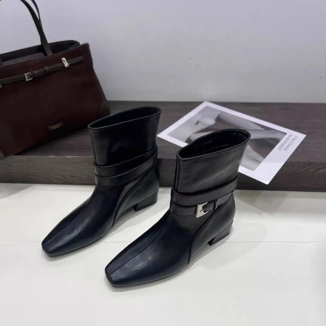 L8972   秋冬新款时尚复古英伦风时装短靴四季款