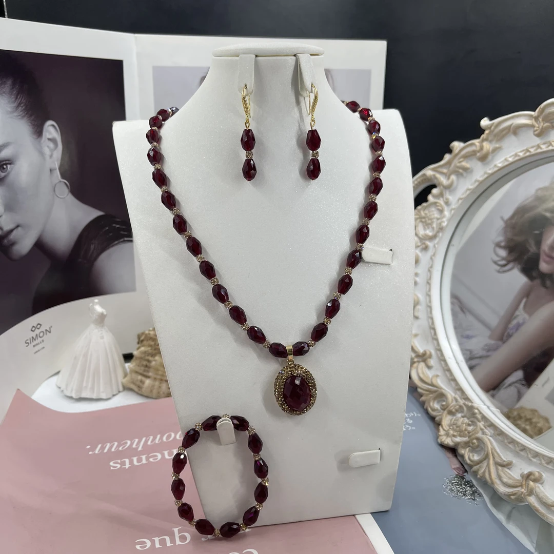 非金属仿珍珠项链 少女风民族风女轻奢单圈精美彩色百搭