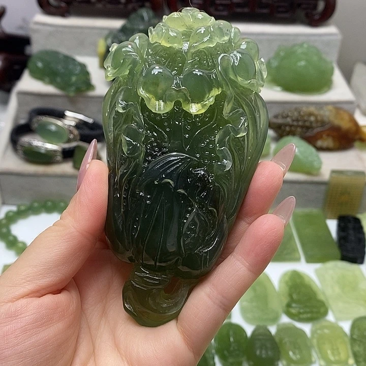 未镶嵌岫玉手把件