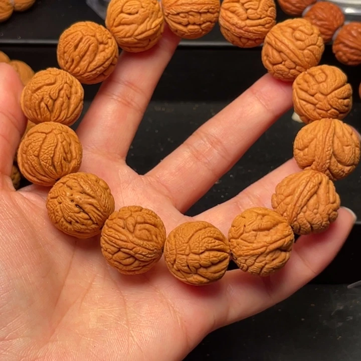 桃核手串金丝龙珠20