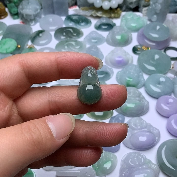 翡翠未镶嵌颈饰天然翡翠