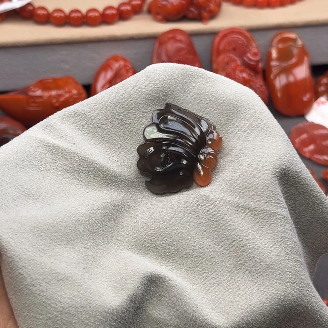 南红玛瑙未镶嵌手链