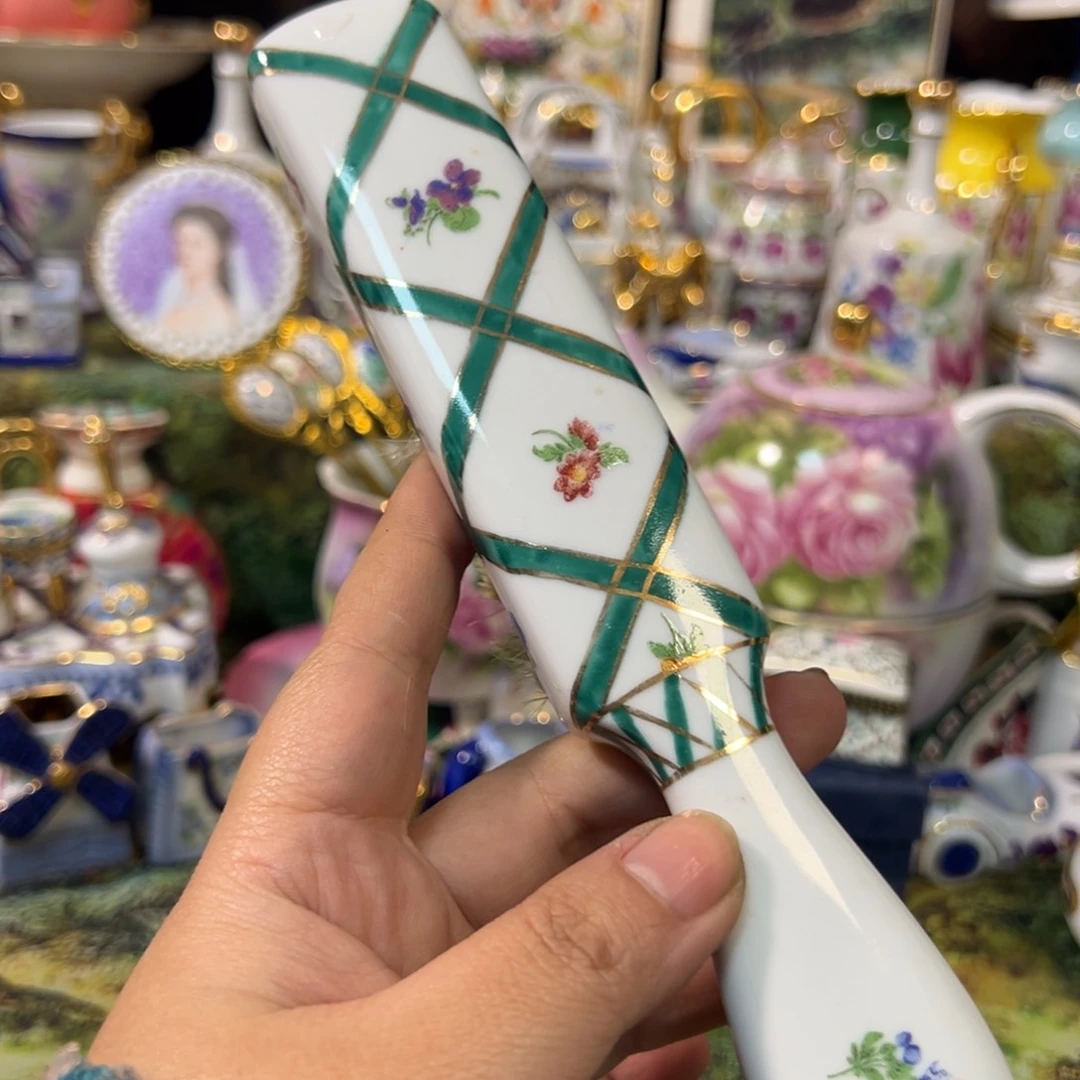 摆件鹿与海陶瓷家居用品有限公司