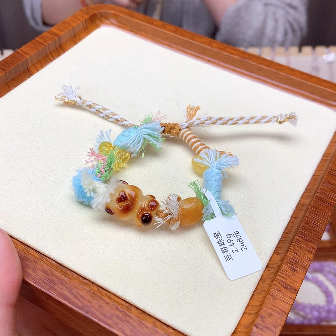 琥珀手链未镶嵌O**.1111111111