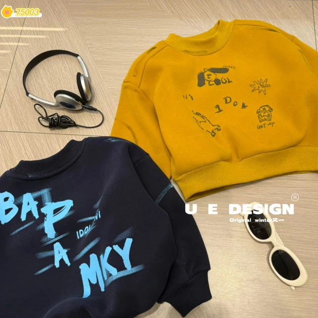 N2-2。75003一体绒卫衣涂鸦冬季童装