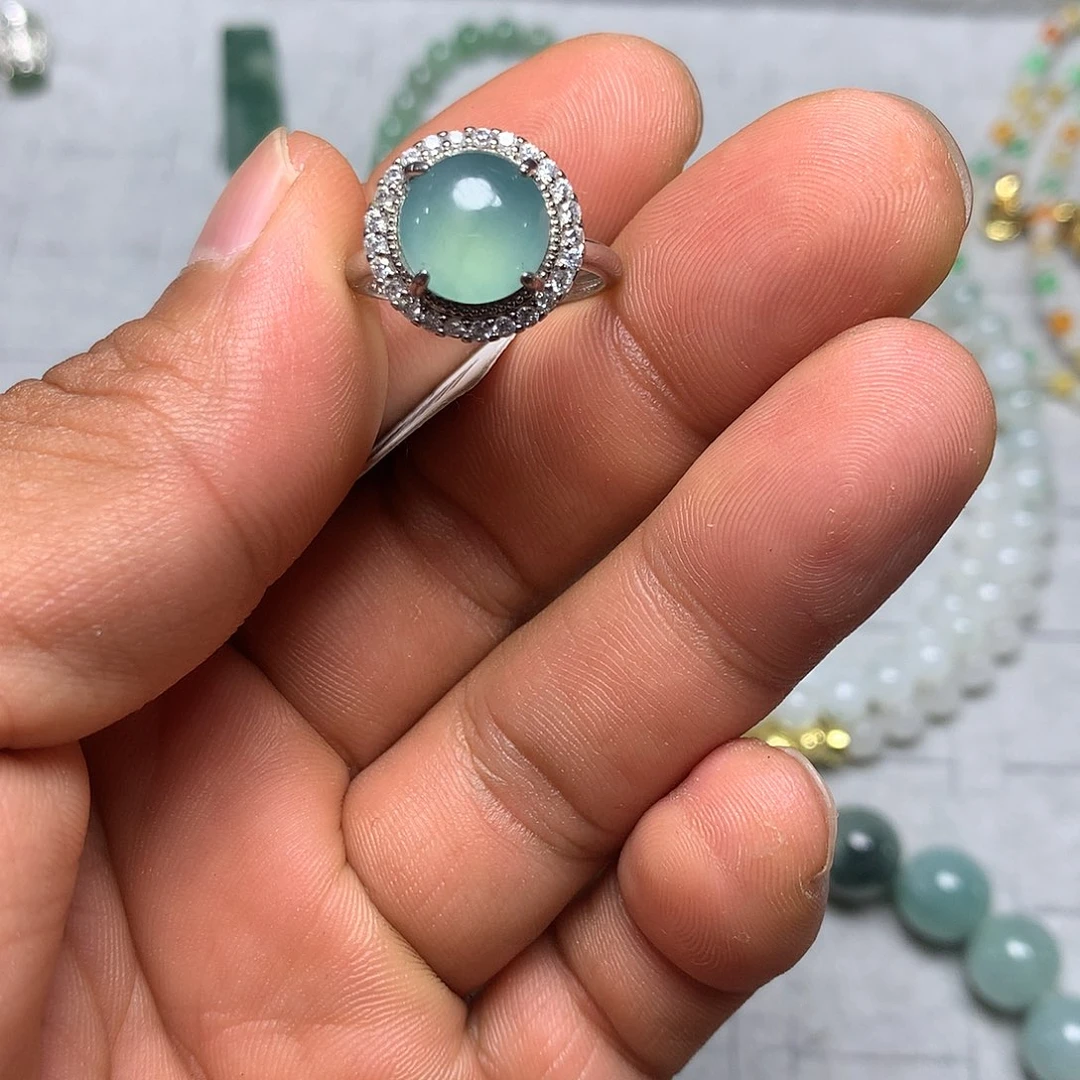 定制翡翠未镶嵌戒指