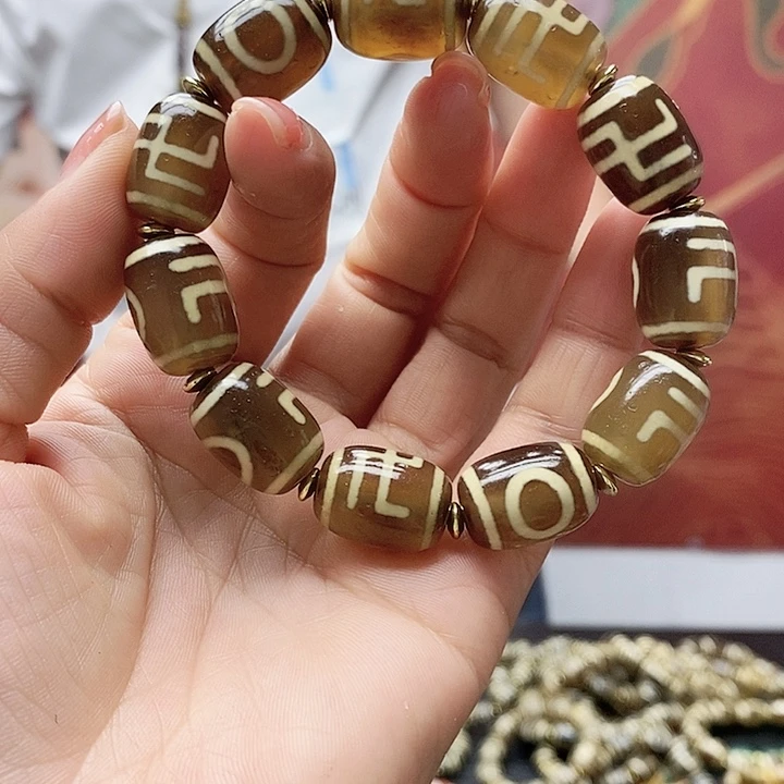 玛瑙/玉髓合金颈饰