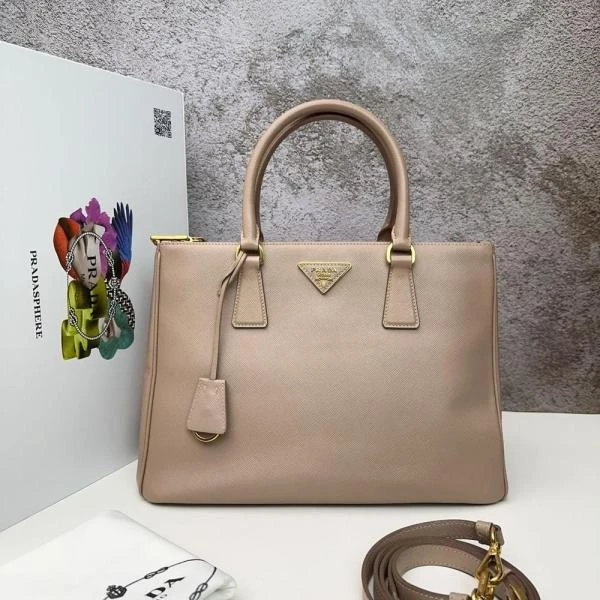 95新/普拉达/包包/市场价36861/250210CZ0023