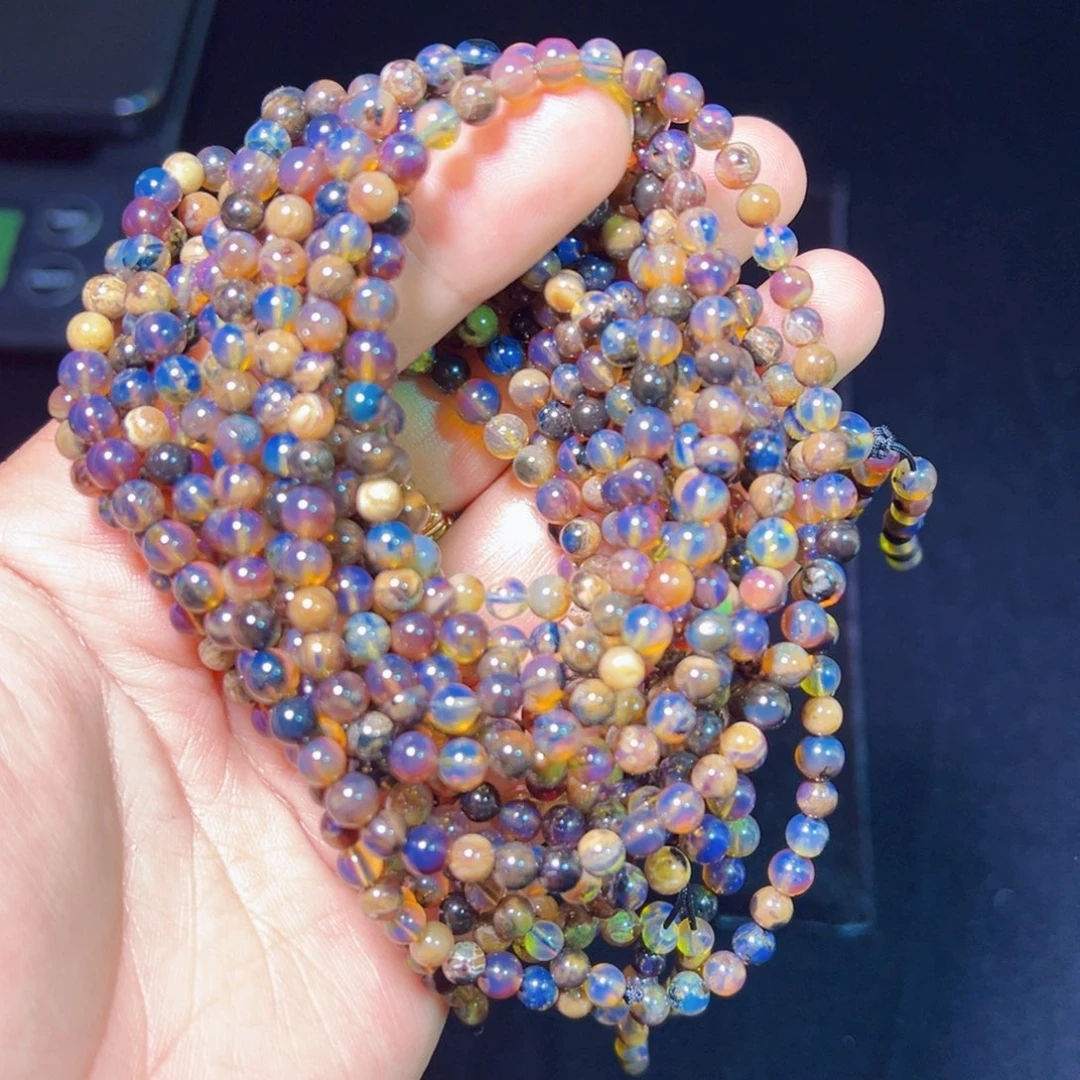 琥珀裸石未镶嵌缅甸琥珀多样性发货其中一件