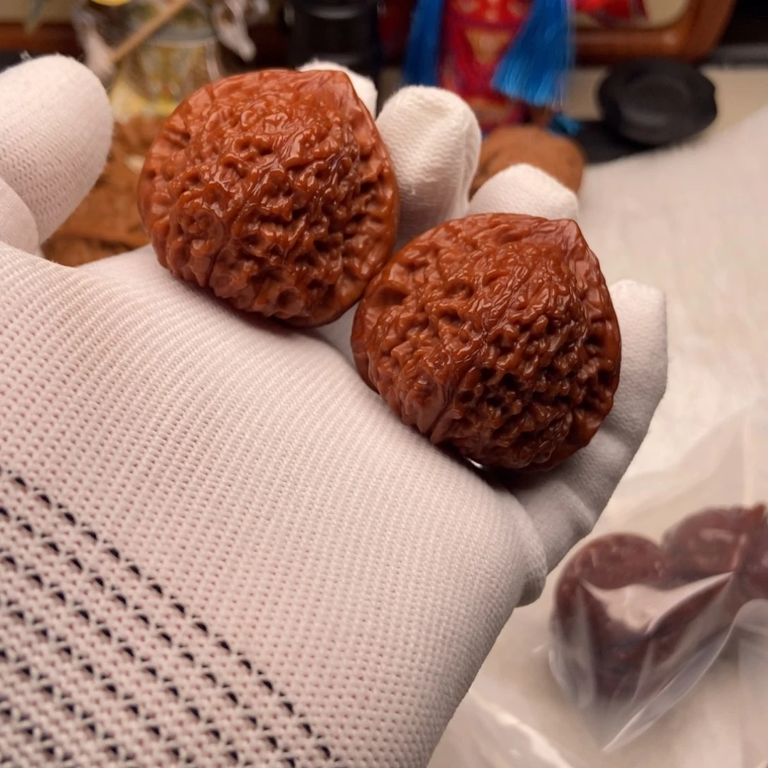 把件文玩核桃血三角狮子头