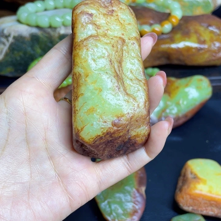 龙***金和田玉未镶嵌手链