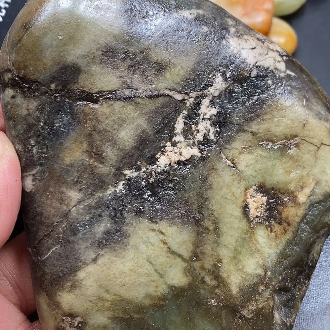 和田玉（糖玉）未镶嵌挂件