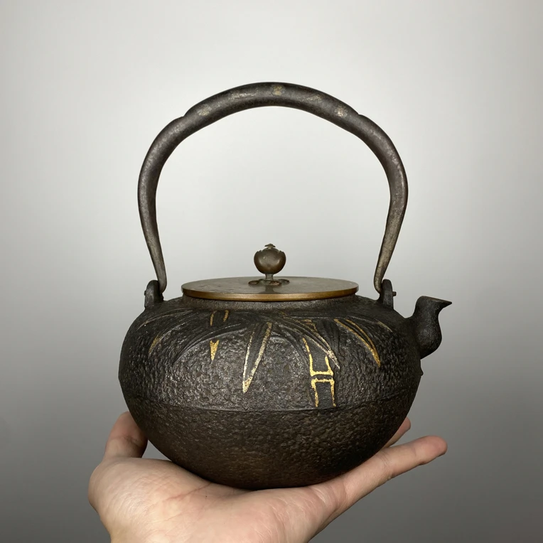 日本老铁壶 龙文堂造 锉金银 明治末期－大正初期1100c品相完好