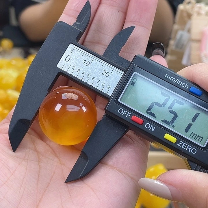 琥珀未镶嵌裸石h19