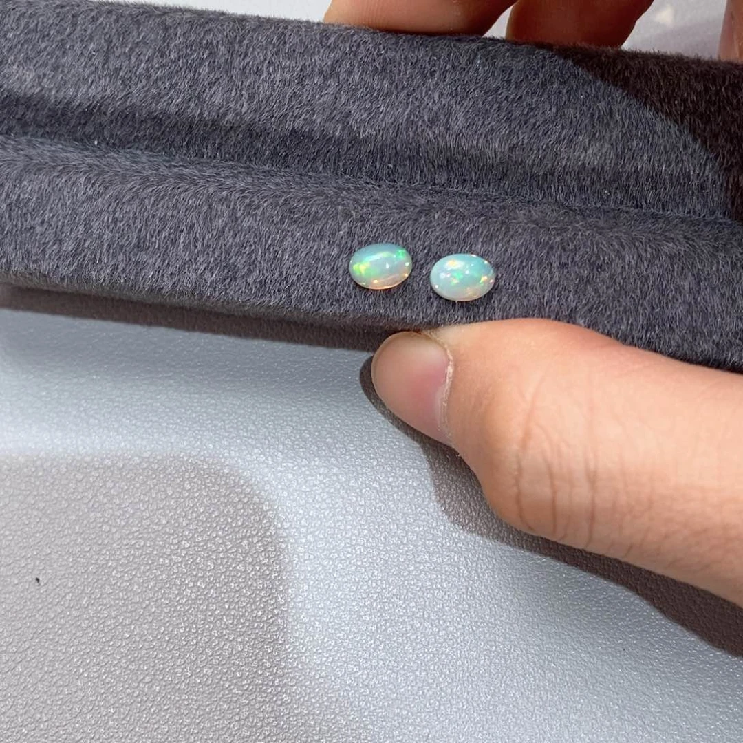 欧泊裸石未镶嵌1克拉