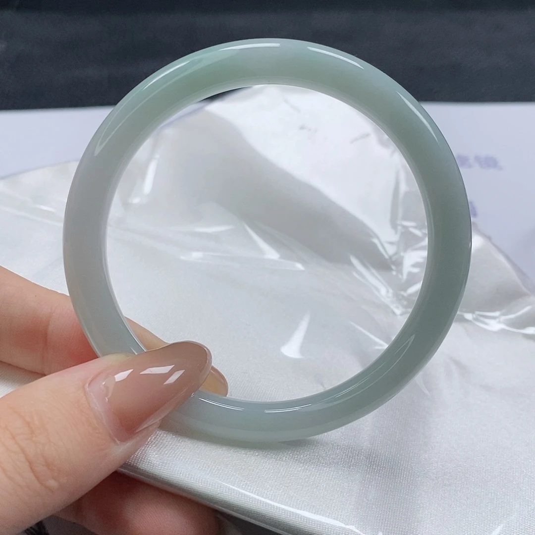 【闪购商品】翡翠手镯（圆镯）未镶嵌325号