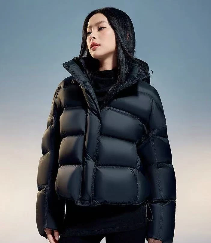 运动风短款加厚常规袖女士厚款百搭拉链保暖