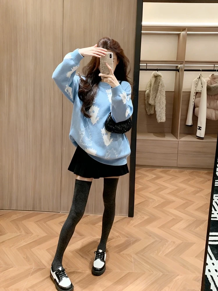 毛衣女款爆款2025新款洋气秋冬设计感长袖针织蓝色毛衣宽松圆领