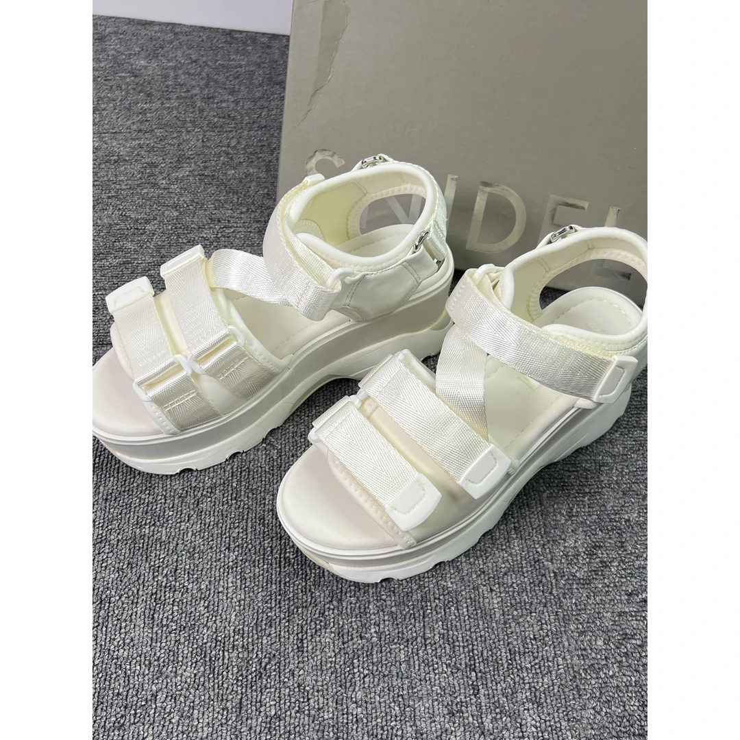 SNIDEL夏季新款松糕厚底一字扣带增高运动女凉鞋-SWGS221621