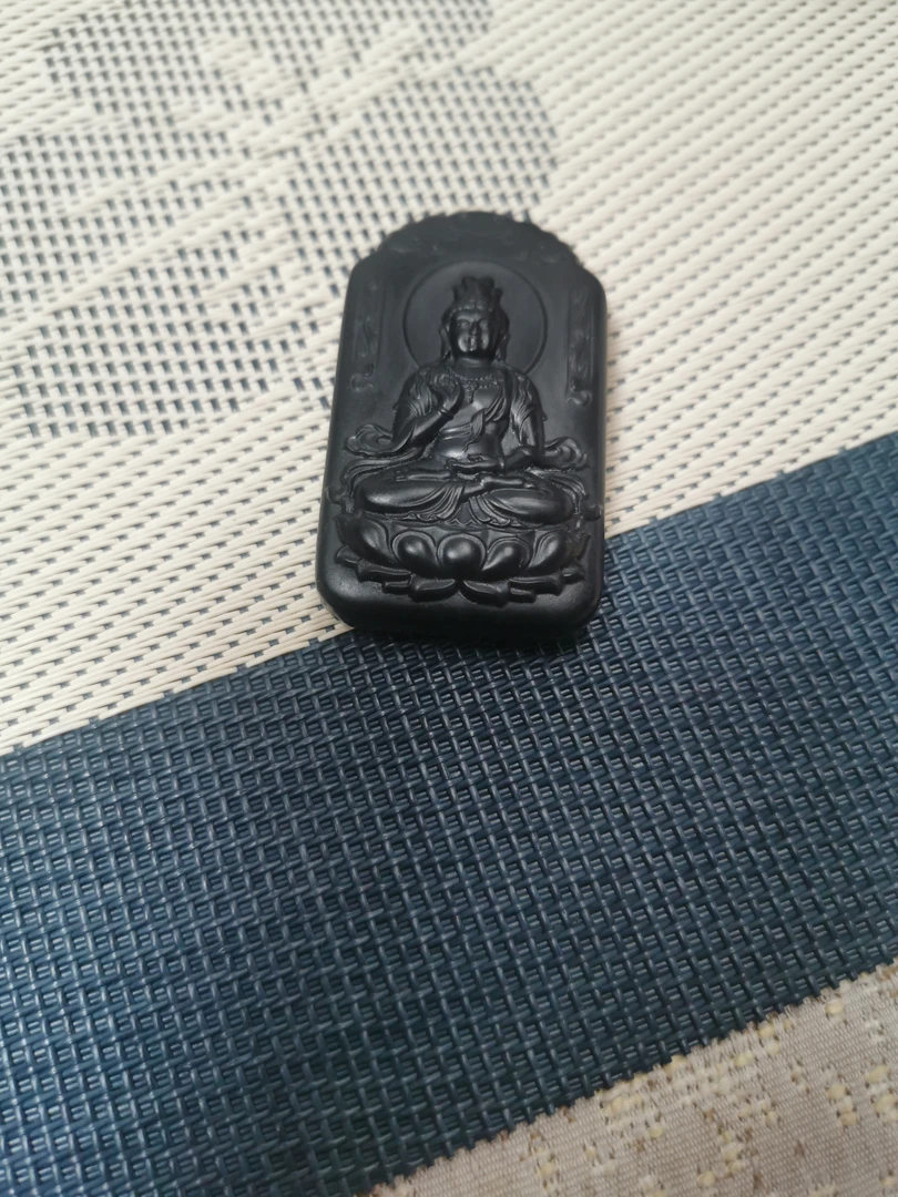 新疆和田玉墨玉观音山水