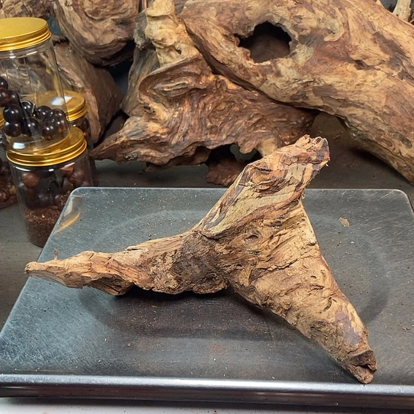 【闪购商品】黄花梨/降香黄檀天**勤
