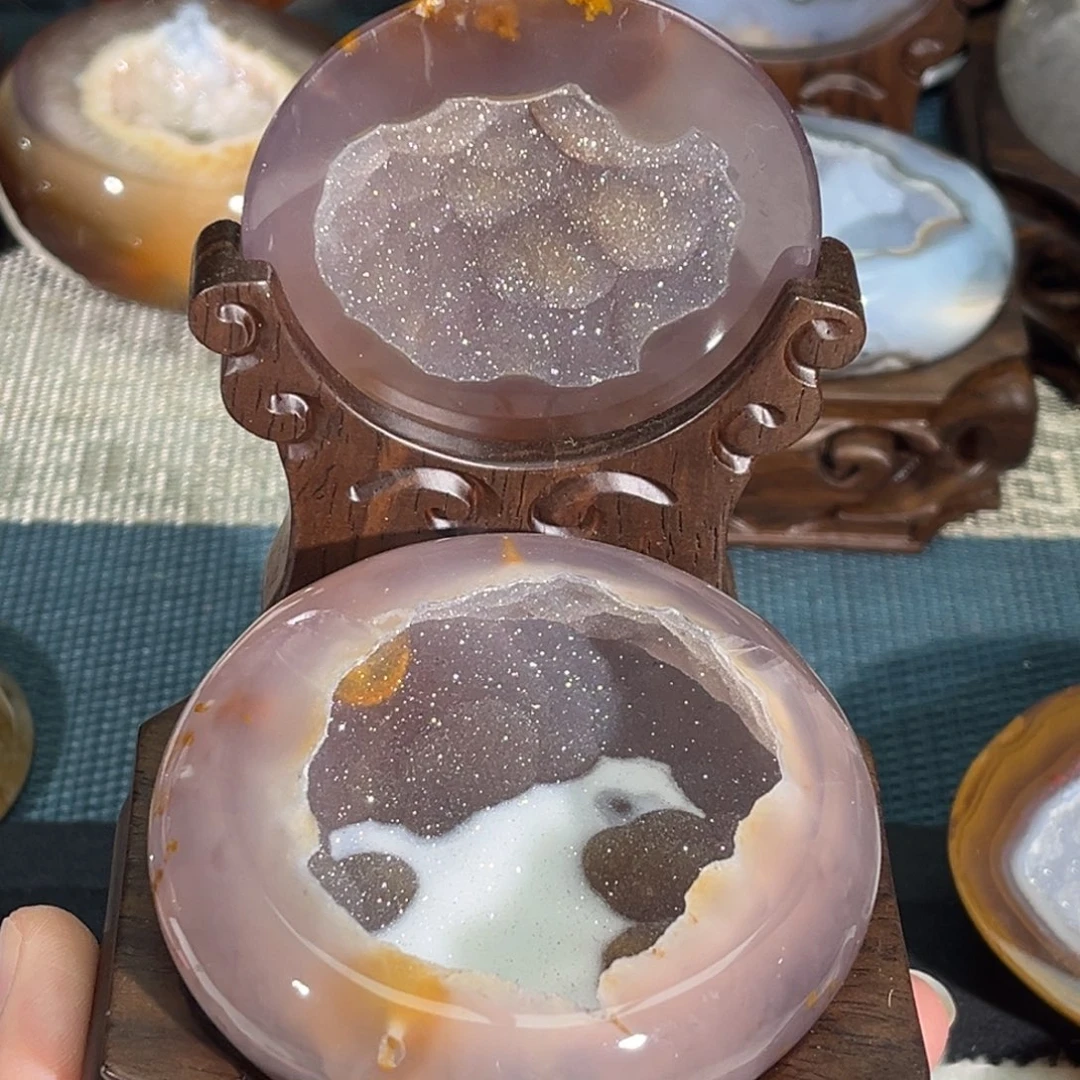 未镶嵌水晶大型摆件（非配饰）