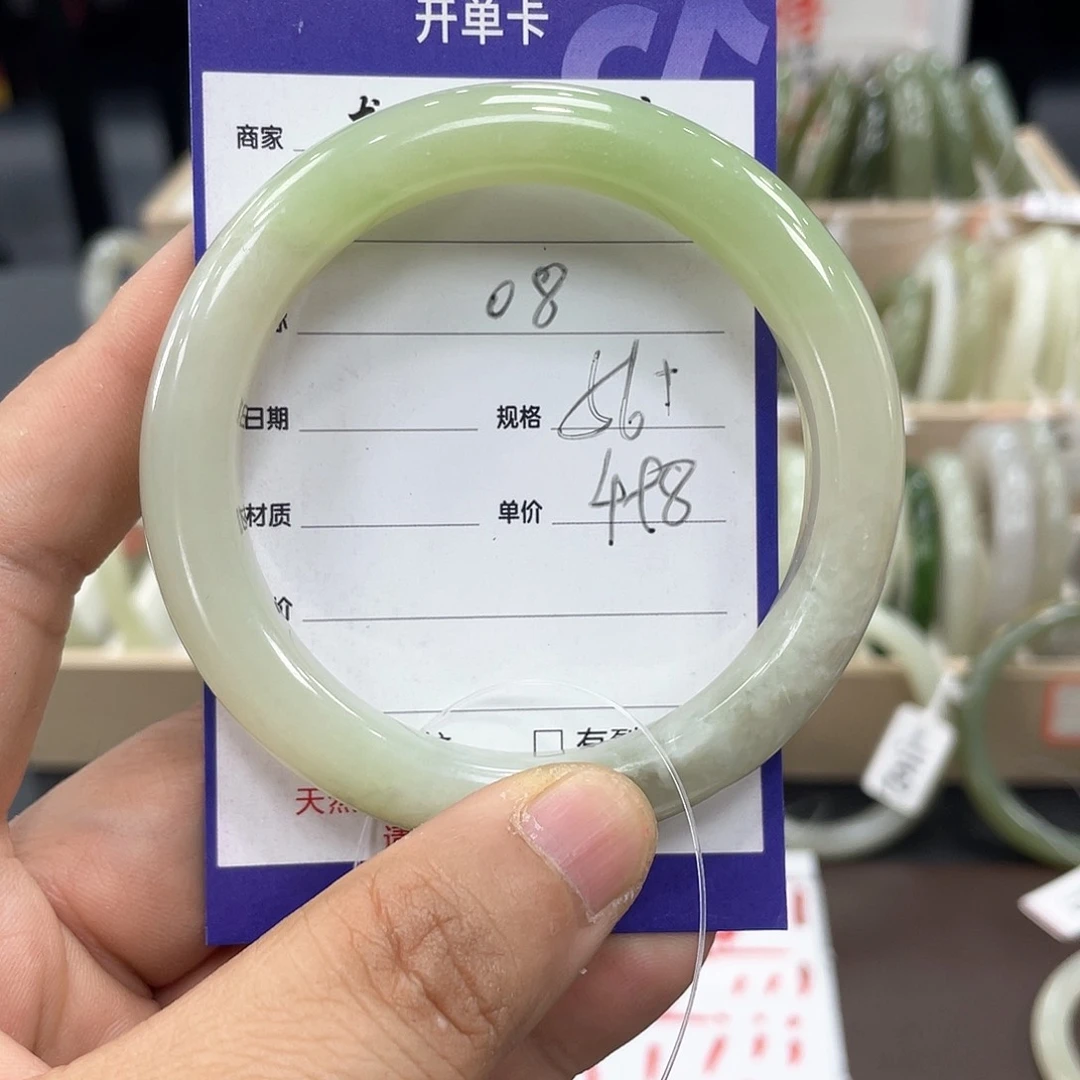 和田玉手镯未镶嵌德****雎