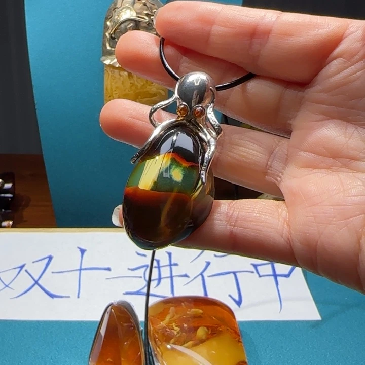 琥珀未镶嵌颈饰波兰设计款琥珀蜜蜡