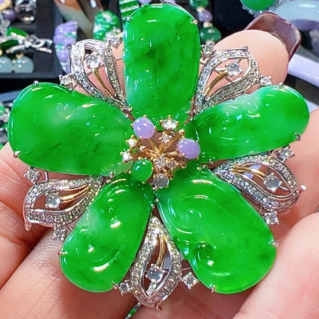 翡翠胸饰18K金镶嵌签收后24小时鉴赏期