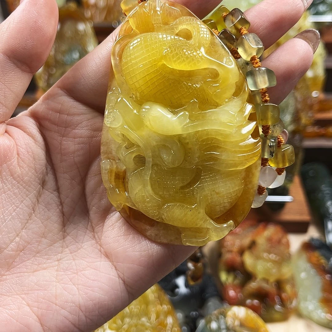 未镶嵌蛇纹石玉颈饰
