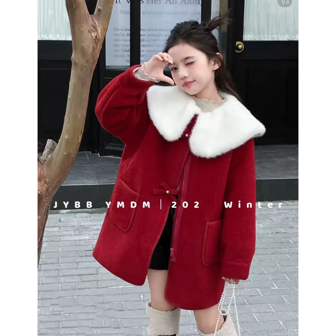 881189 加毛红色外套 有染色