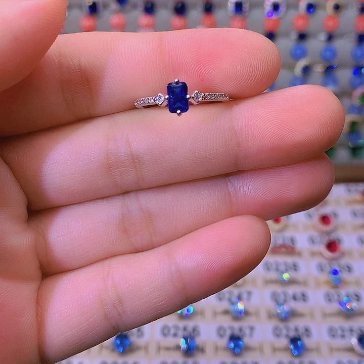 蓝宝石戒指银S925镶嵌
