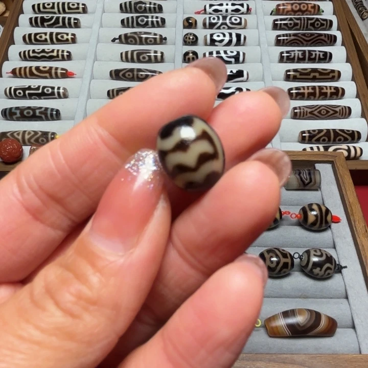 未镶嵌颈饰玛瑙/玉髓