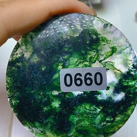 未镶嵌颈饰玛瑙/玉髓太*