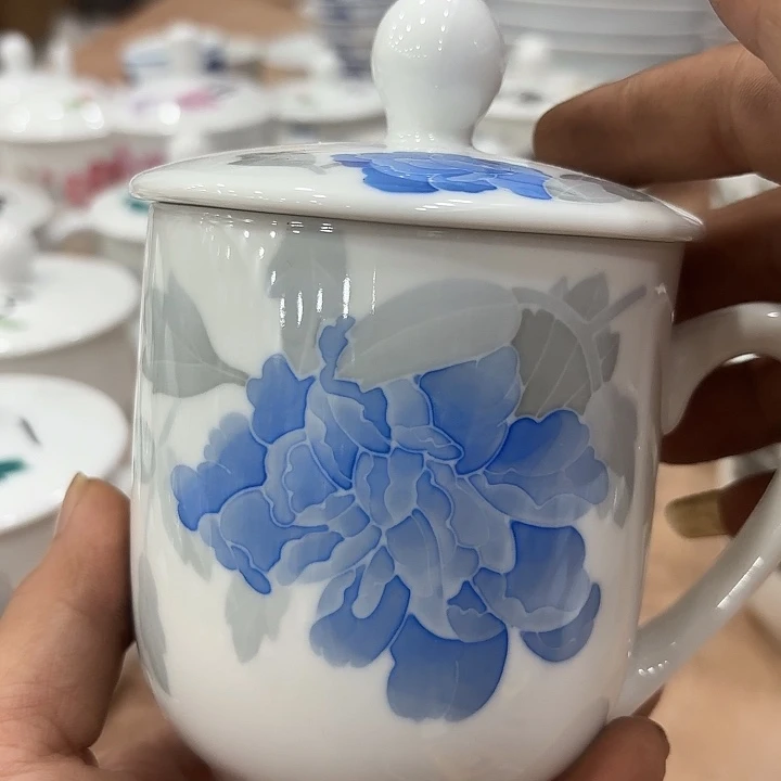 手绘杯子微瑕400毫升容量
