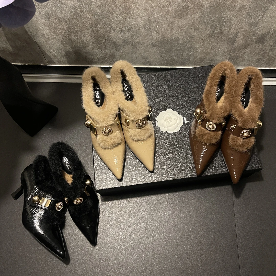 【现现】秋冬季时尚新款珍珠设计休闲外穿加绒保暖气质浅口高跟鞋