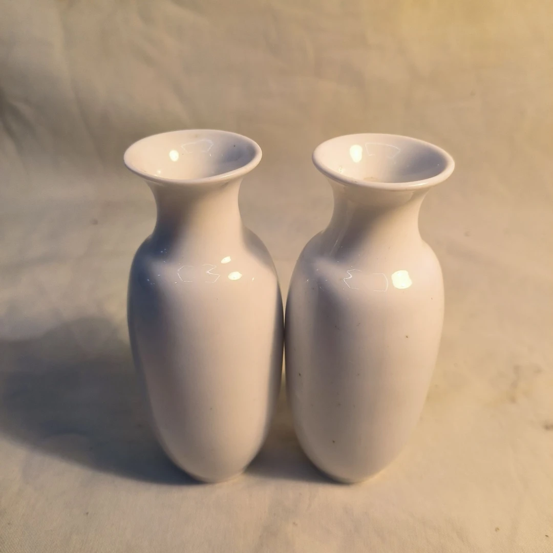 七十年代景德镇窑白釉花瓶一对文房陈设摆件