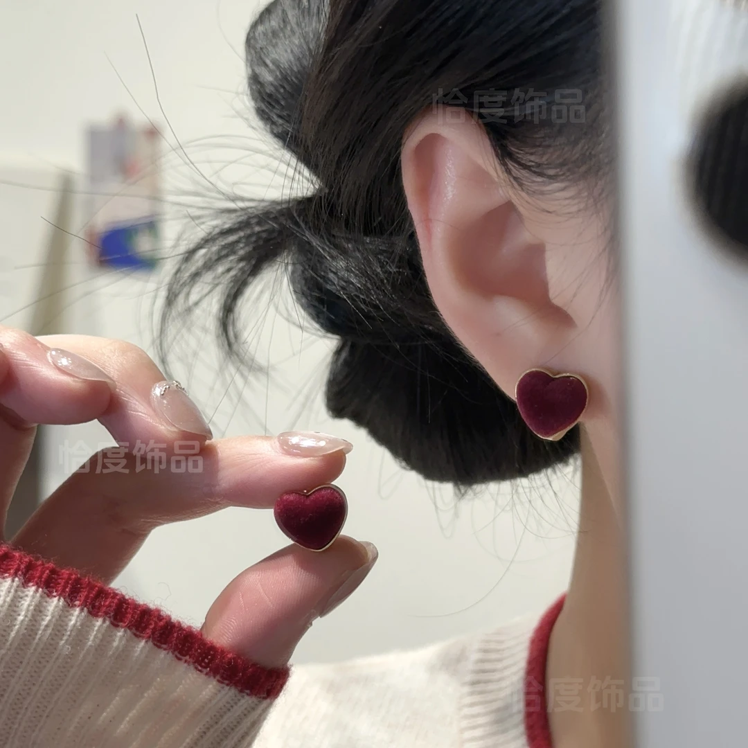 【恰度】秋日新款独特小众红色爱心耳扣