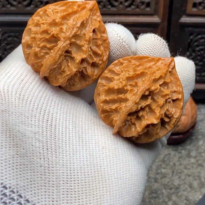 文玩核桃把件龙鳞纹