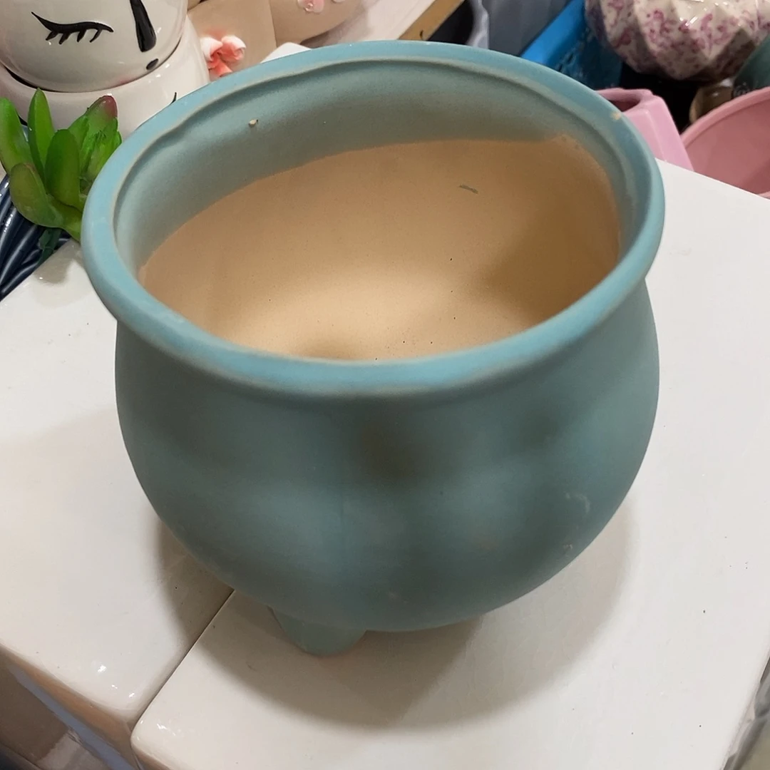 摆件陶盆有孔 瑕疵介意勿拍