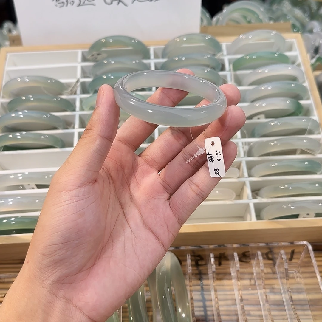 手镯玛瑙/玉髓未镶嵌圈口56.6