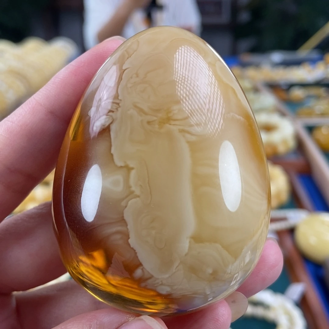 石***布琥珀未镶嵌珠宝奇石水滴59.69